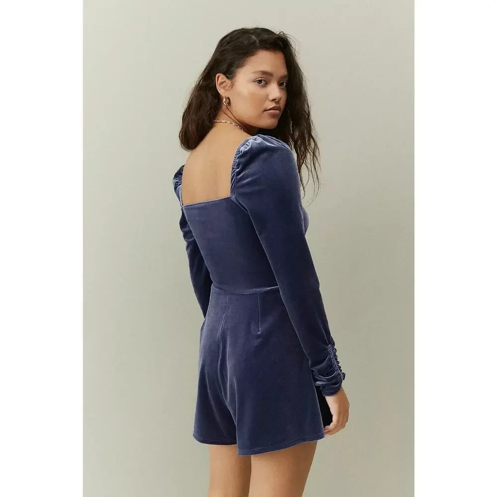 Urban Outfitters Brooklyn velvet playsuit romper M - Picture 2 of 11